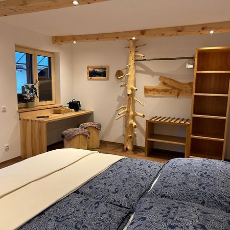 ホテル Haus Edelweiss オーバートラウン エクステリア 写真